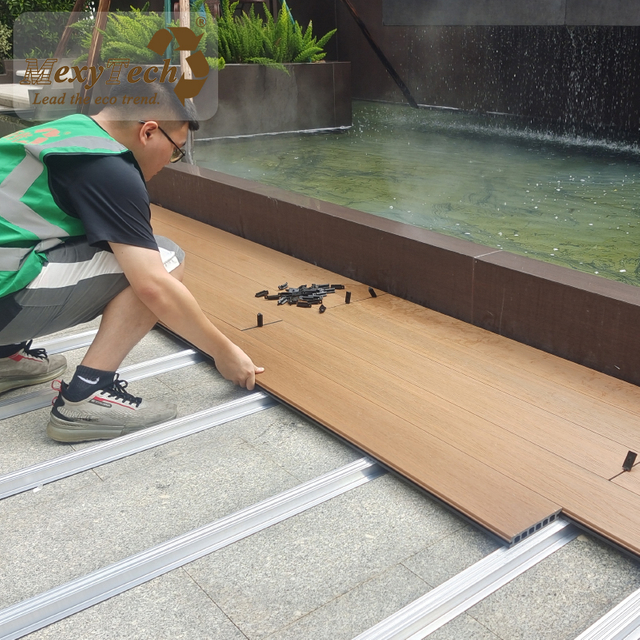 Solid And Hollow No Gap Composite Decking 