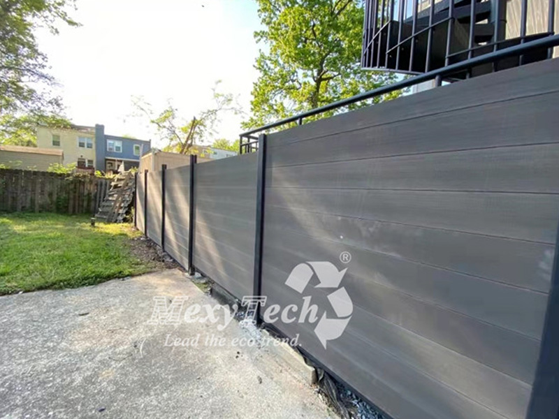 Privacy Fence Project in America 