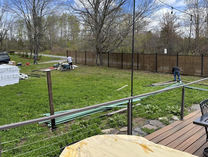 composite fence system.jpg