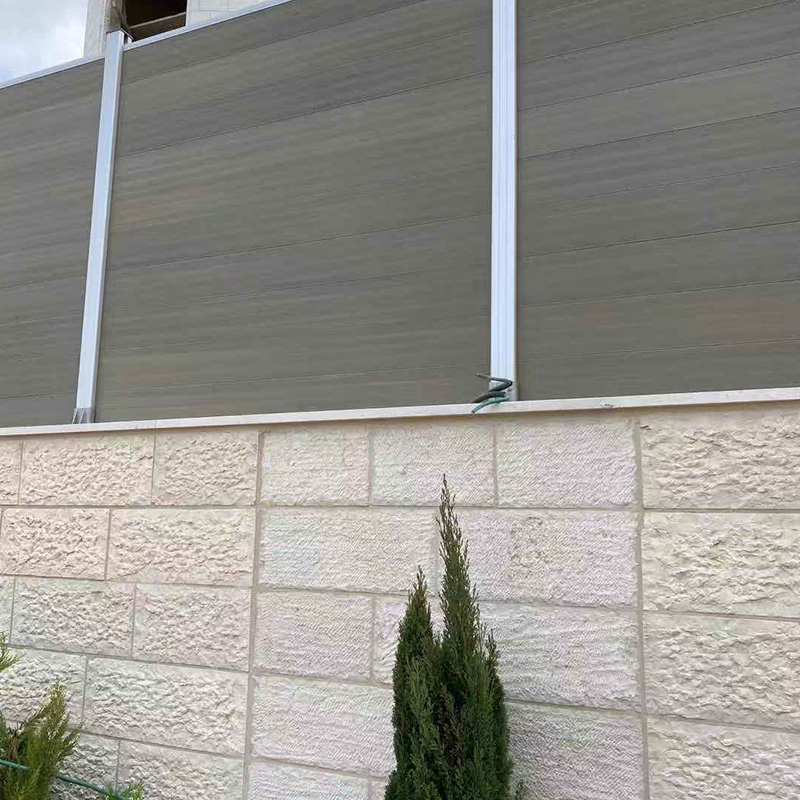 Co-Extrusion-Privacy-Fence